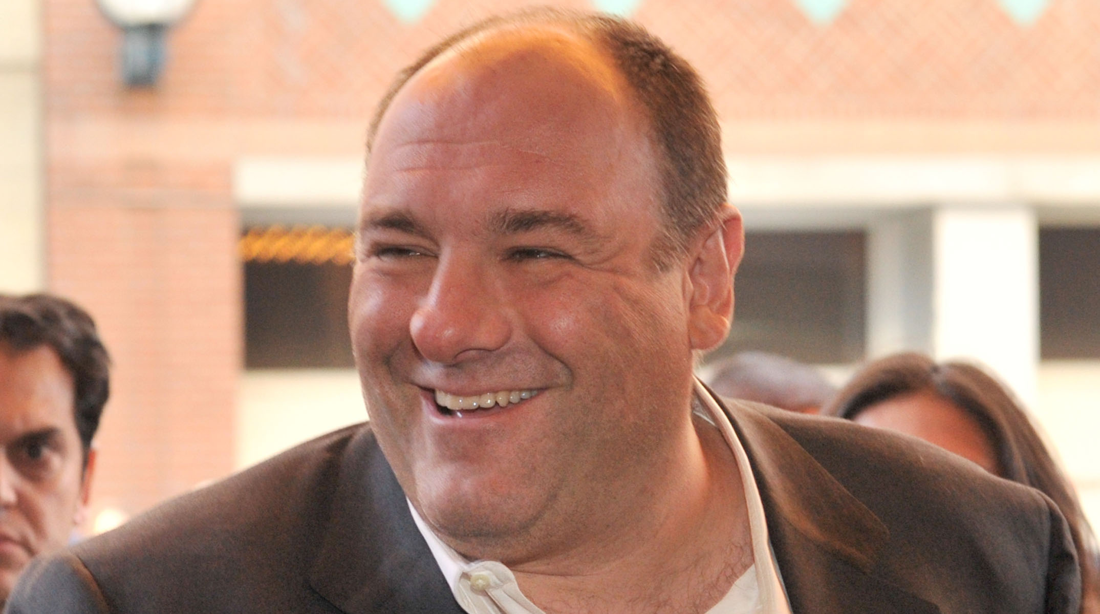 Reports Paramedic allegedly stole James Gandolfini's Rolex as he died